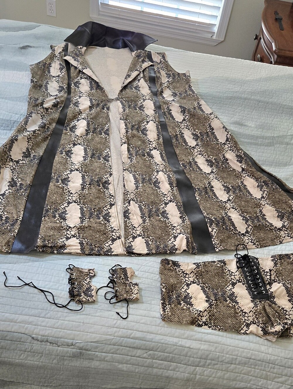 Custom Plus Size Amazon Cloak Set